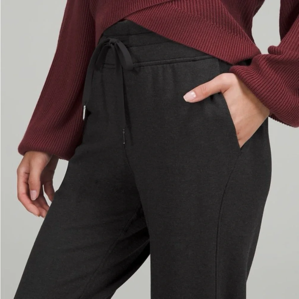 - Lululemon Ready to Rulu Classic-Fit High-Rise Jogger Size 4